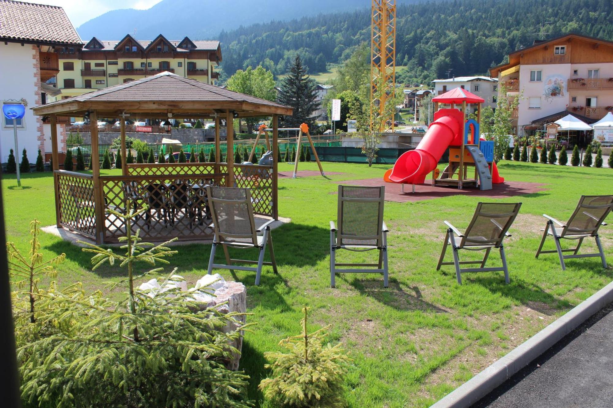 אנדלו Hotel Rosa Alpina מראה חיצוני תמונה