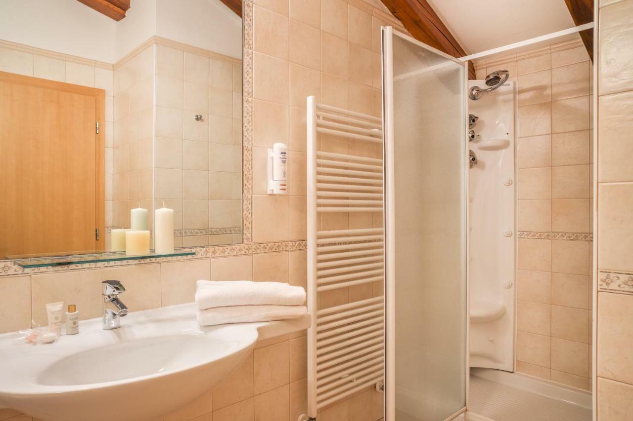 אנדלו Hotel Rosa Alpina מראה חיצוני תמונה